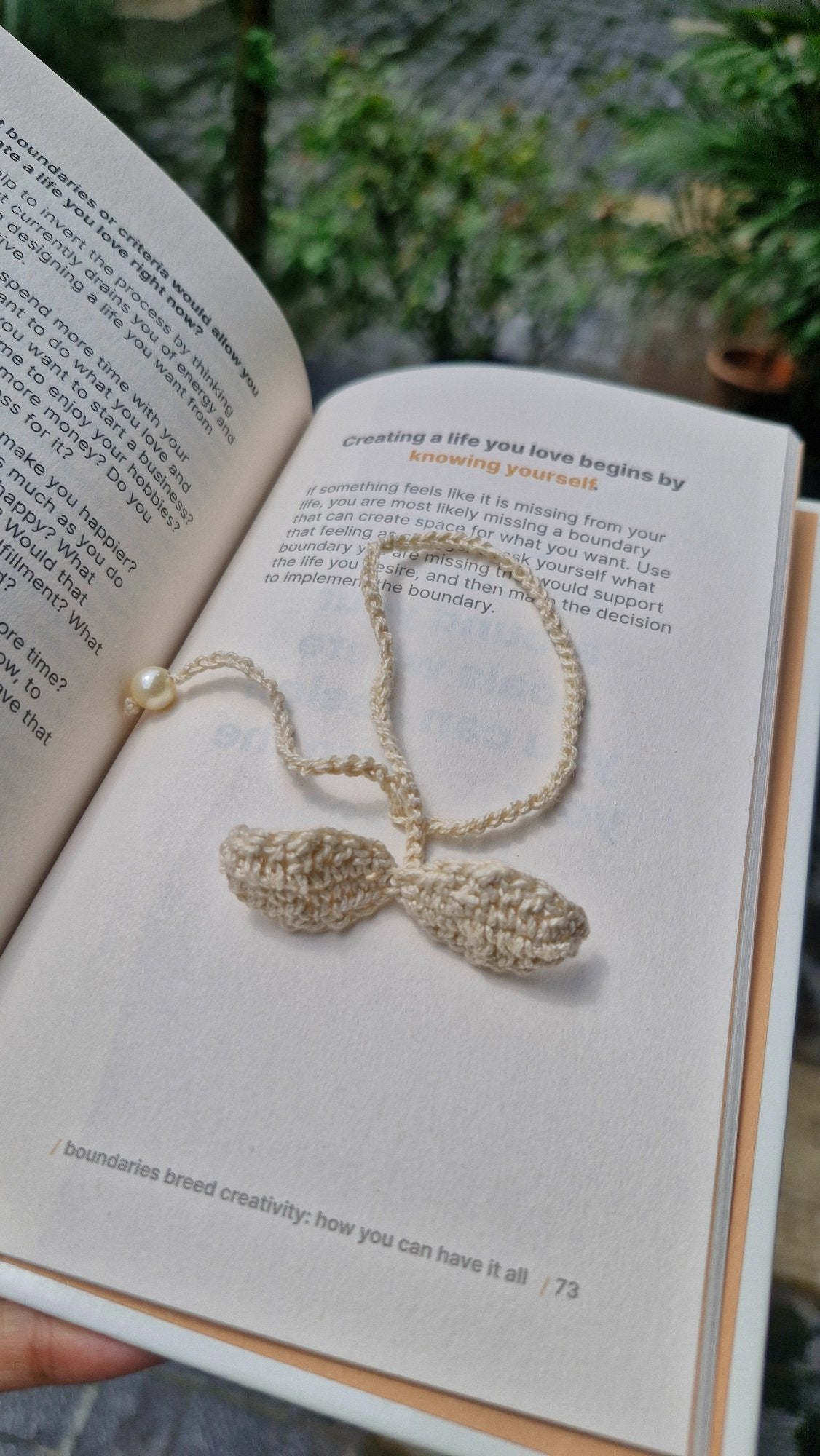 Beige leaf crochet bookmark