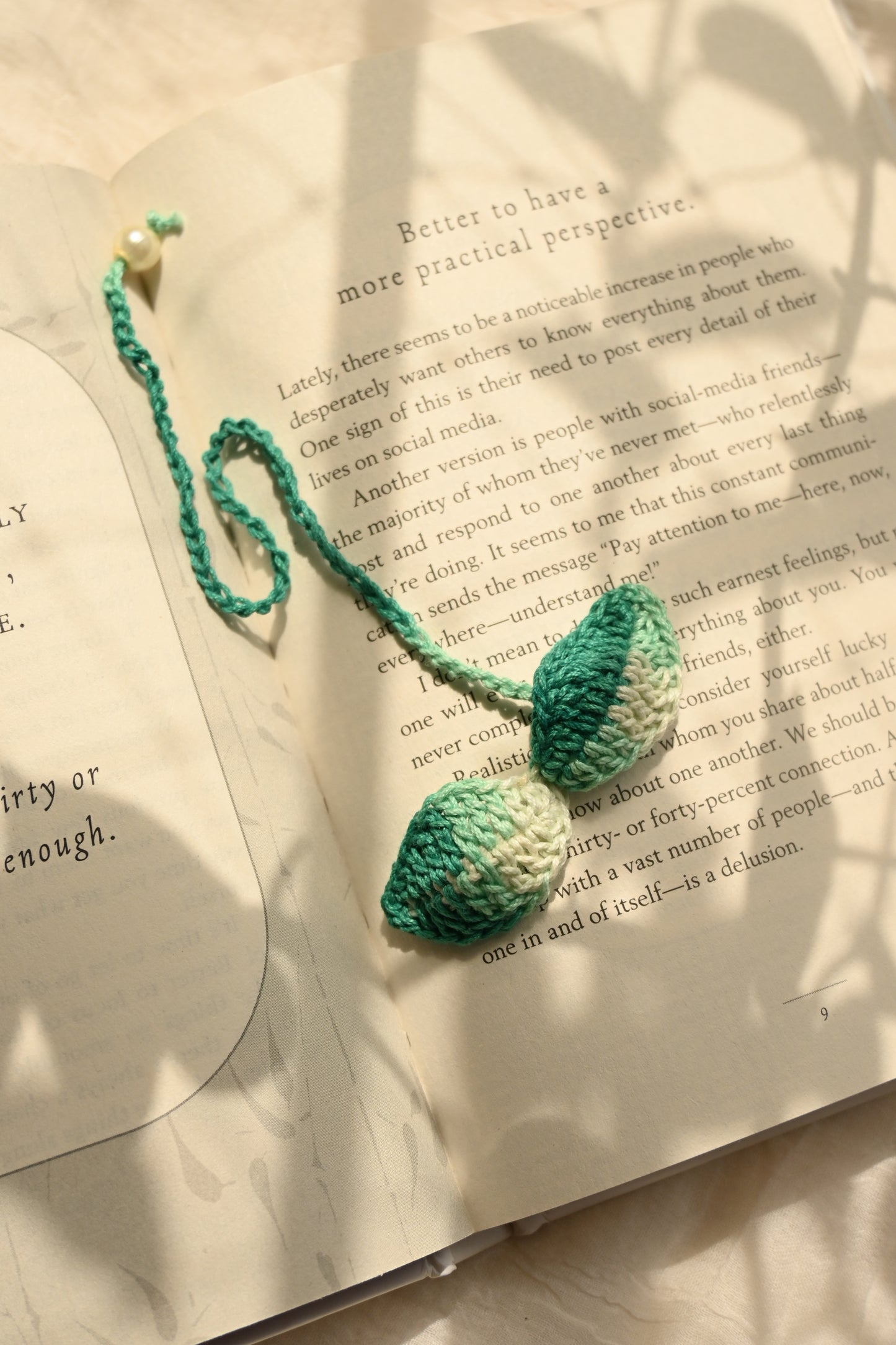 Green & White Tinted leaf crochet bookmark