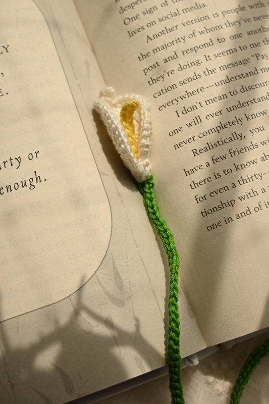 White Flower leaf crochet bookmark