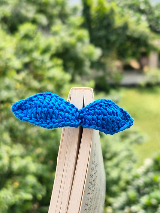 Bright Blue leaf crochet bookmark