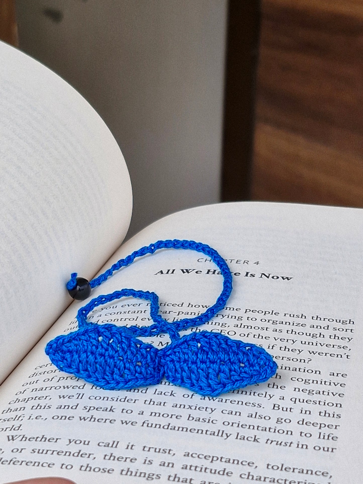 Bright Blue leaf crochet bookmark