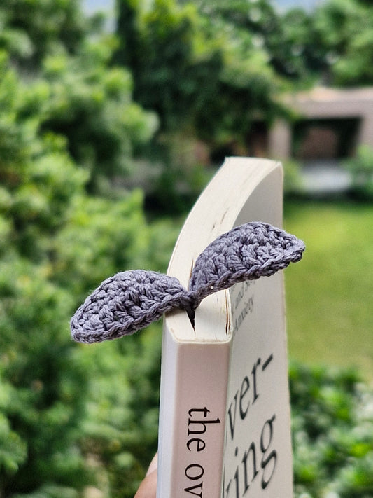 Grey leaf crochet bookmark